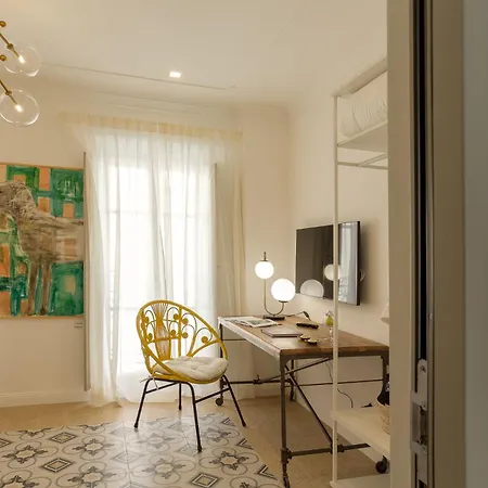 فندق Casaunoe Boutique 4*